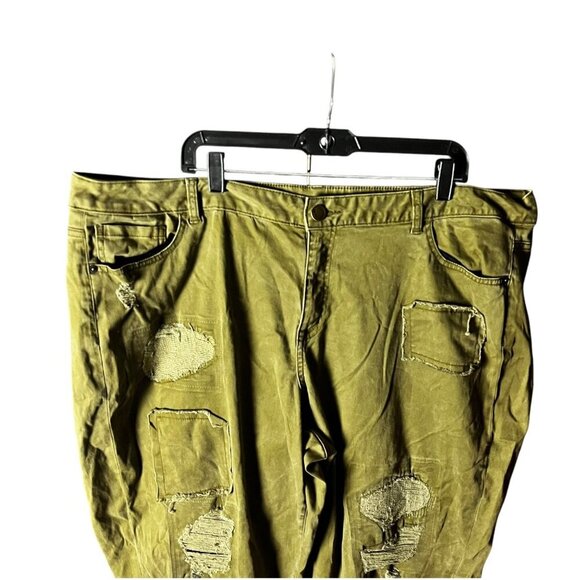 Lane Bryant Women's Size 24 Green Jeans With Distressed Patchwork Design - Picture 11 of 12